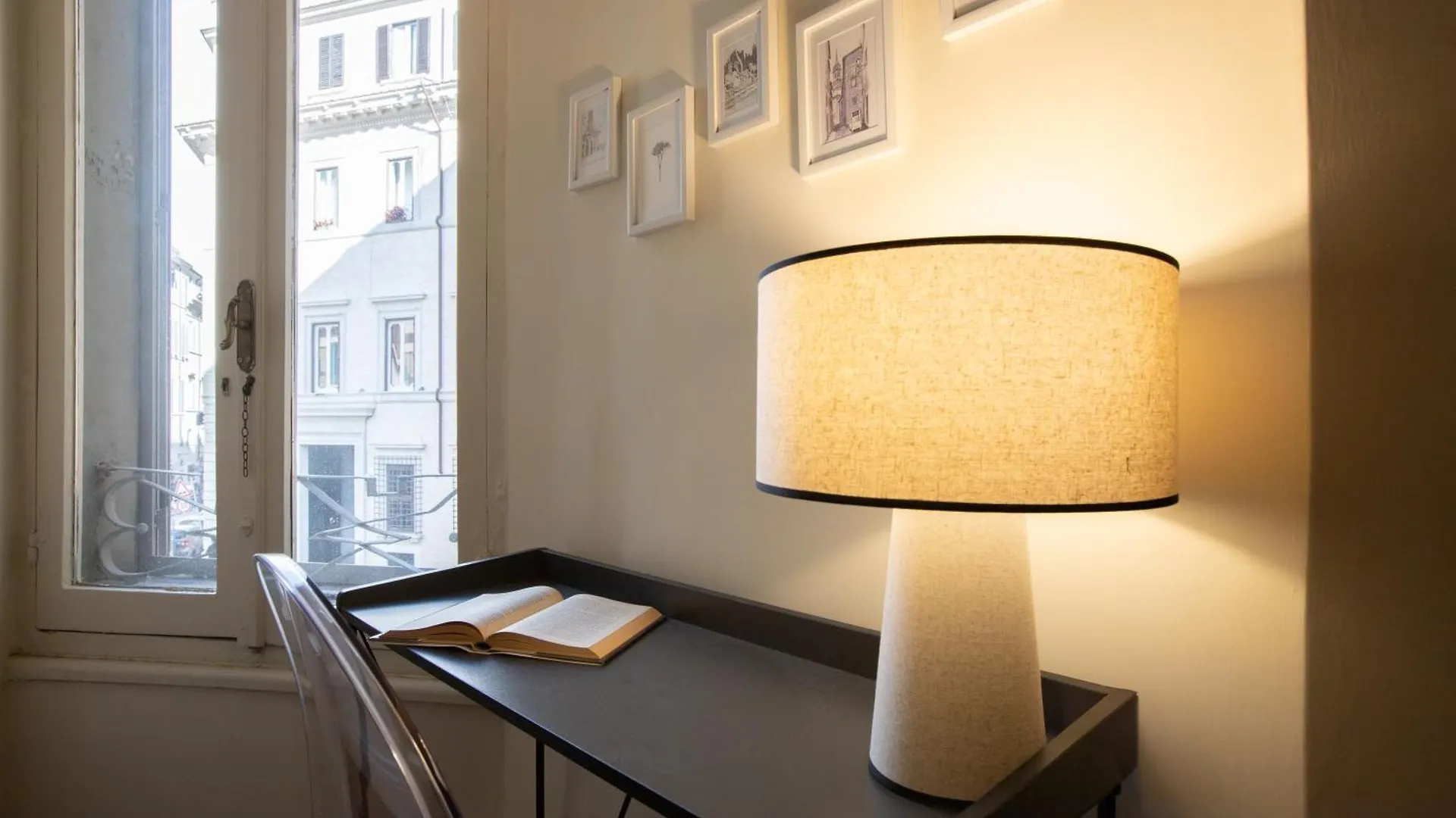 Apartment Coppelle Charme - My Extra Home Rome